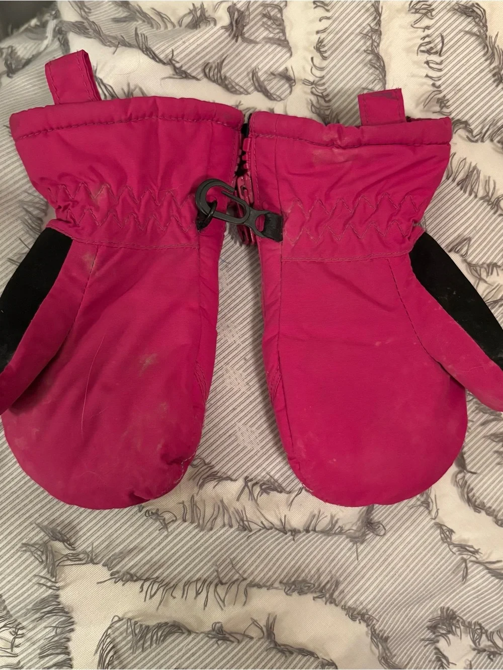 Columbia Kids Bright Pink Insulated Mittens zip up size small